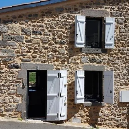 House Maison De Bourg Design Сasa de vacaciones Montaigut-le-Blanc (Puy-de-Dome)